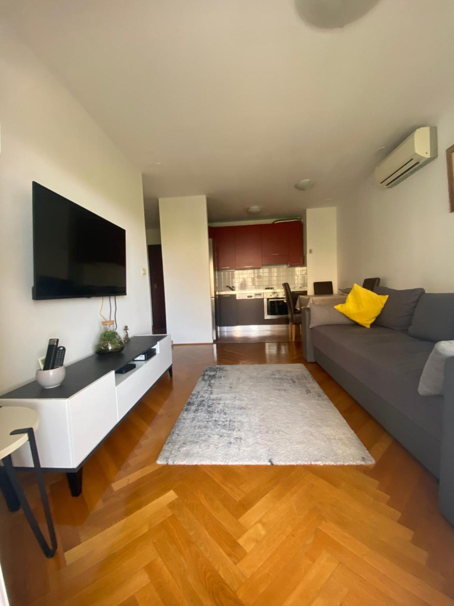 Sea Star Apartment สปลิท ภายนอก รูปภาพ